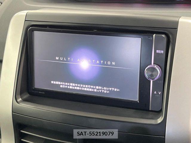 Toyota NOAH 2013-10 7059942-2