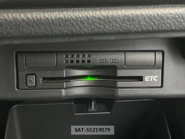 Toyota NOAH 2013-10 7059942-5