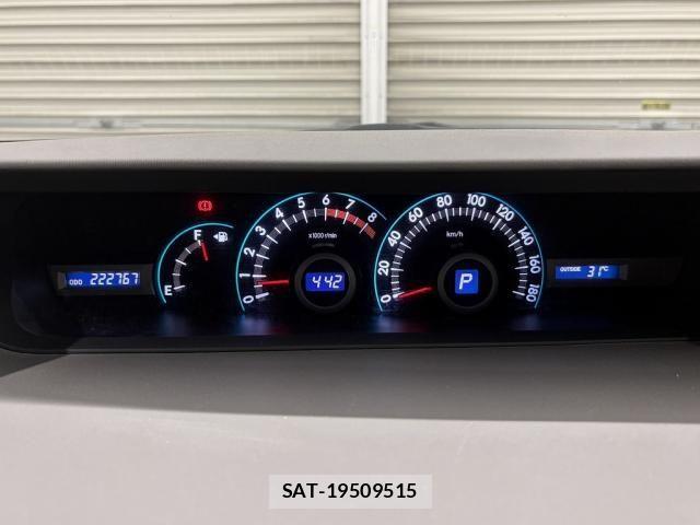 Toyota NOAH 2009-10 7059950-4