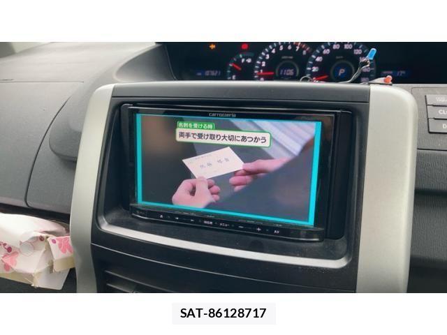 Toyota NOAH 2012-08 7059945-14