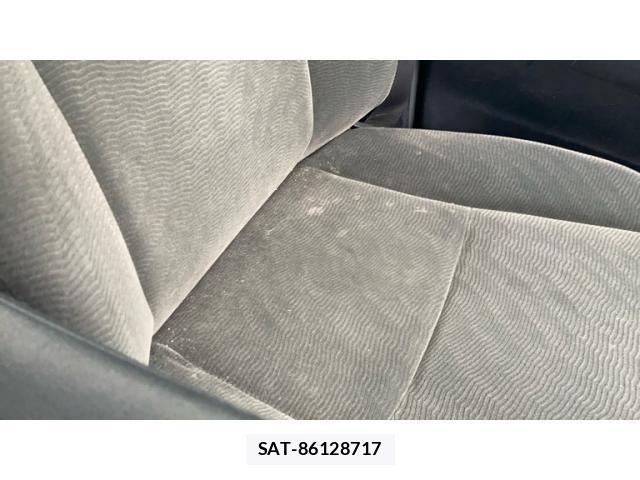 Toyota NOAH 2012-08 7059945-18