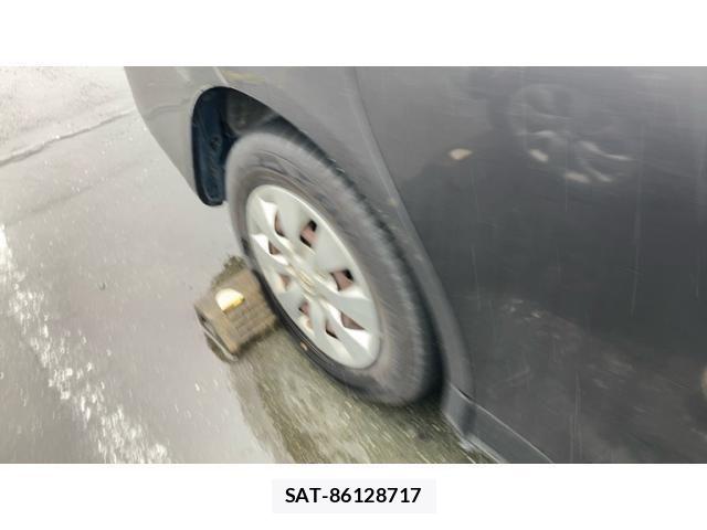 Toyota NOAH 2012-08 7059945-5