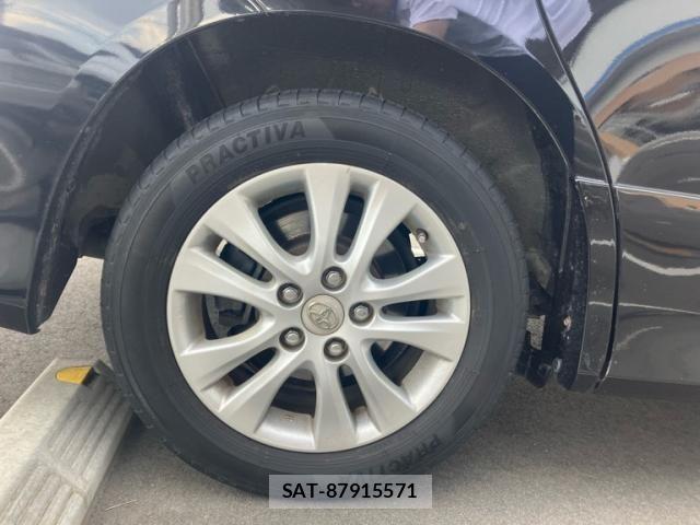 Toyota NOAH 2011-07 7059946-9