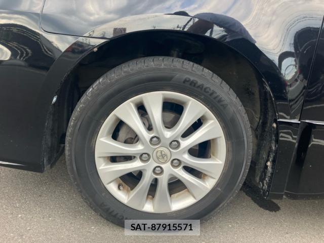 Toyota NOAH 2011-07 7059946-11