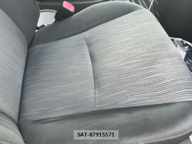 Toyota NOAH 2011-07 7059946-15