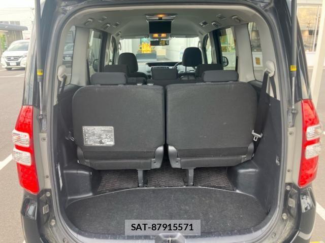Toyota NOAH 2011-07 7059946-26