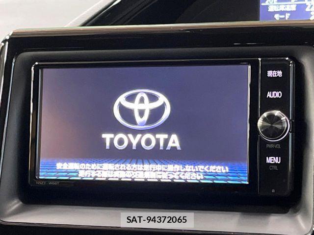 Toyota NOAH 2017-06 7059934-2