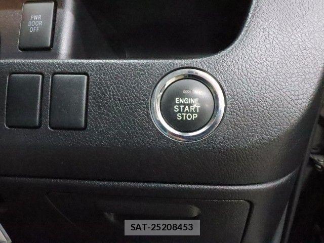 Toyota NOAH 2013-05 7059943-17