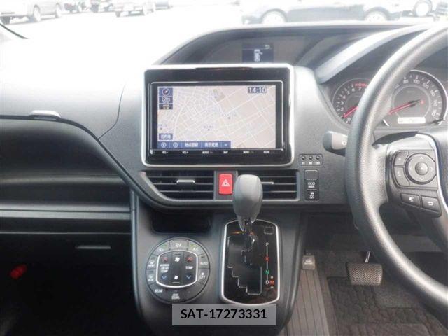 Toyota NOAH 2021-05 7059923-4