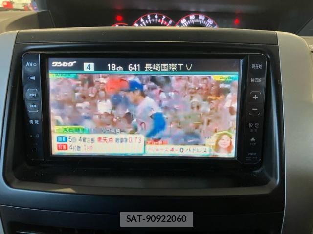 Toyota NOAH 2008-10 7059949-17