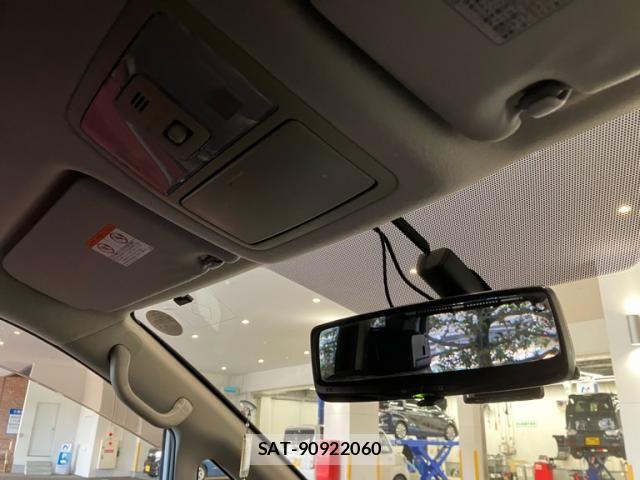 Toyota NOAH 2008-10 7059949-19