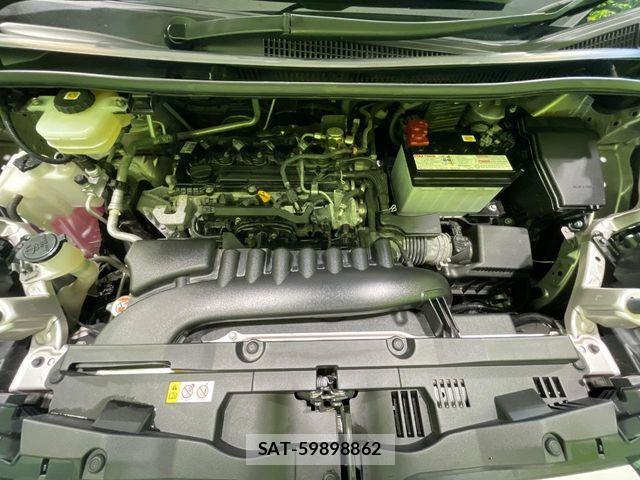 Toyota NOAH 2023-07 7058577-18