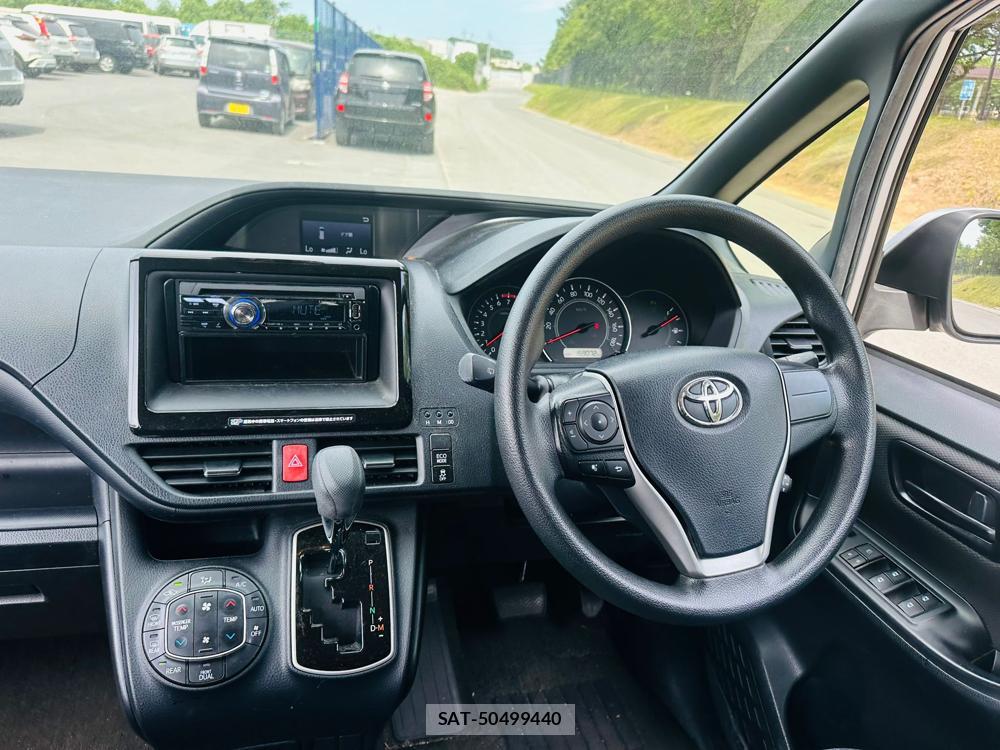 Toyota NOAH 2020 7171820-13