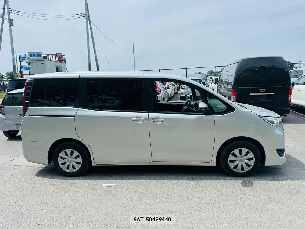 Toyota NOAH 2020 7171820-5