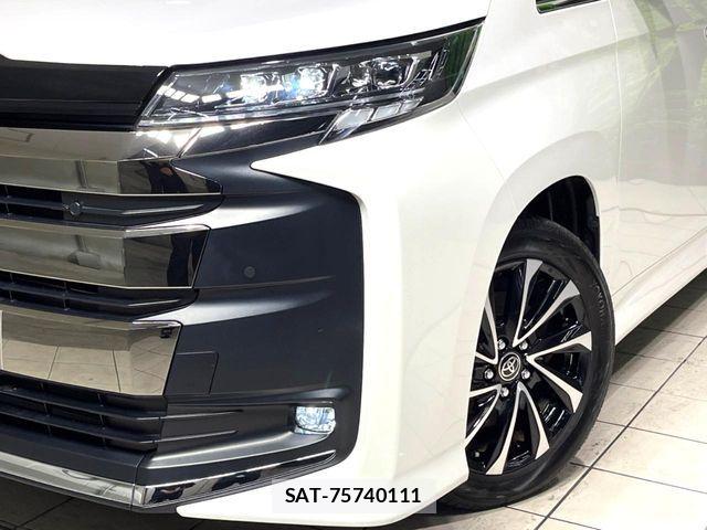 Toyota NOAH 2022-11 7222797-12