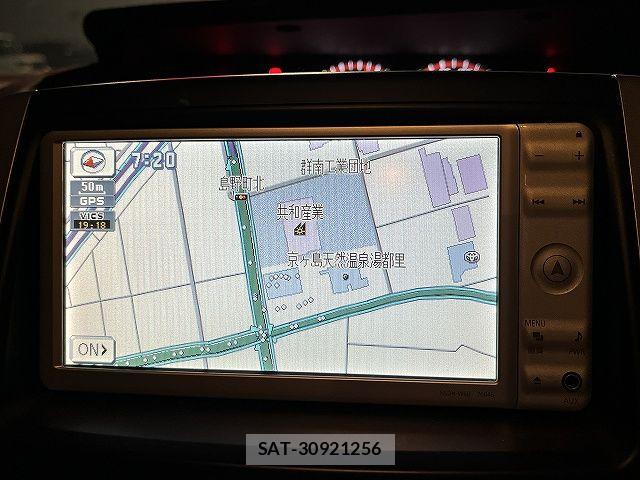 Toyota NOAH 2010-11 7222768-4