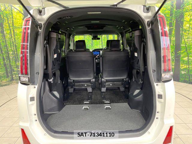 Toyota NOAH 2020-01 7222788-10