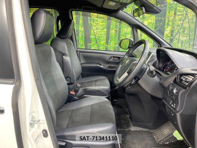 Toyota NOAH 2020-01 7222788-7