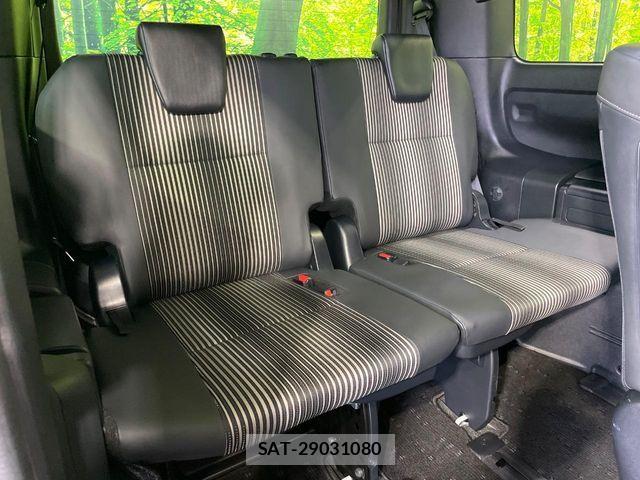 Toyota NOAH 2019-07 7222785-10