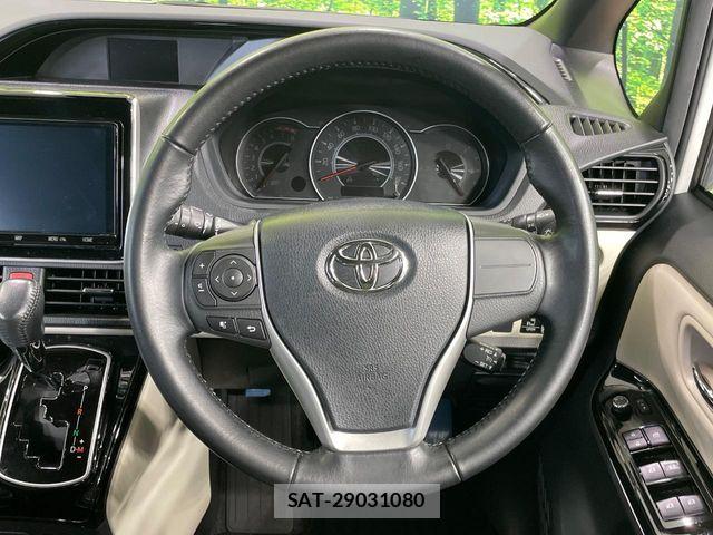 Toyota NOAH 2019-07 7222785-12