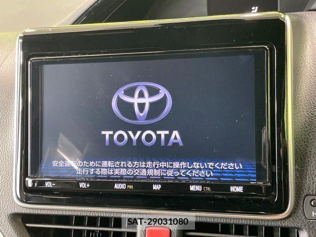 Toyota NOAH 2019-07 7222785-4