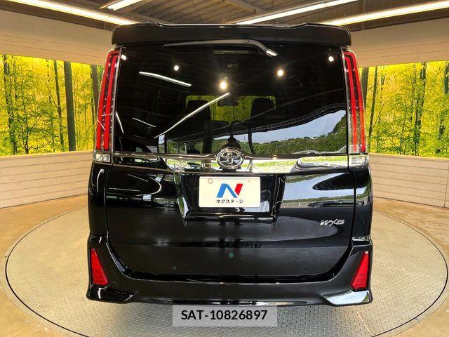Toyota NOAH 2017-12 7222780-14