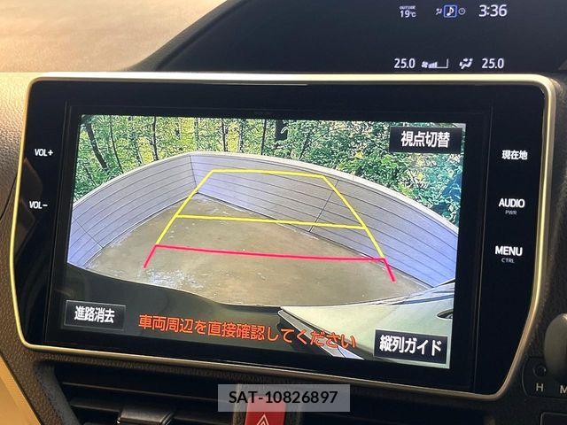 Toyota NOAH 2017-12 7222780-4