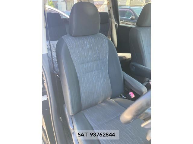Toyota NOAH 2012-02 7217161-11