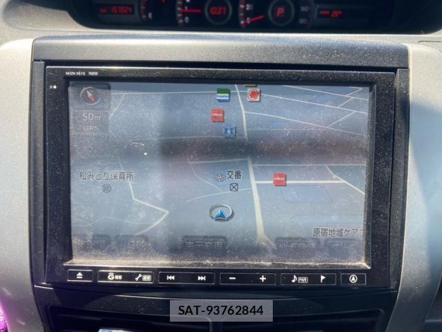 Toyota NOAH 2012-02 7217161-17