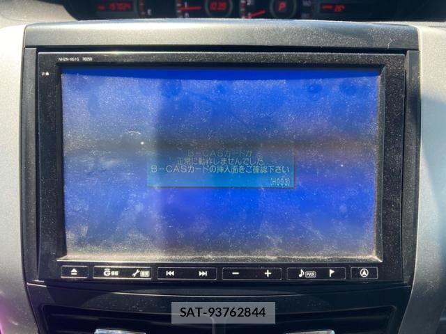 Toyota NOAH 2012-02 7217161-19