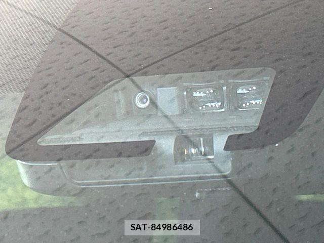 Toyota NOAH 2017-10 7222779-5
