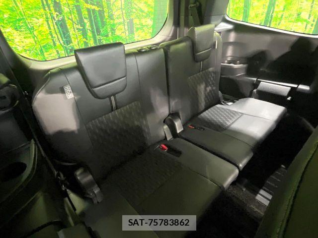 Toyota NOAH 2024-10 7222812-9