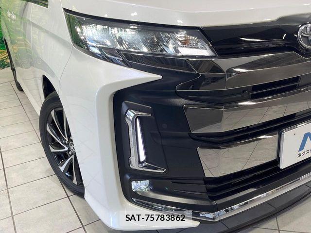 Toyota NOAH 2024-10 7222812-12