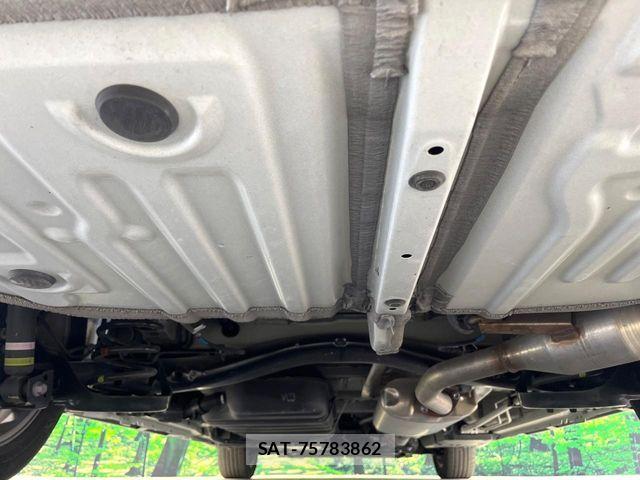 Toyota NOAH 2024-10 7222812-18