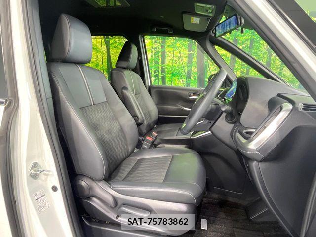 Toyota NOAH 2024-10 7222812-7