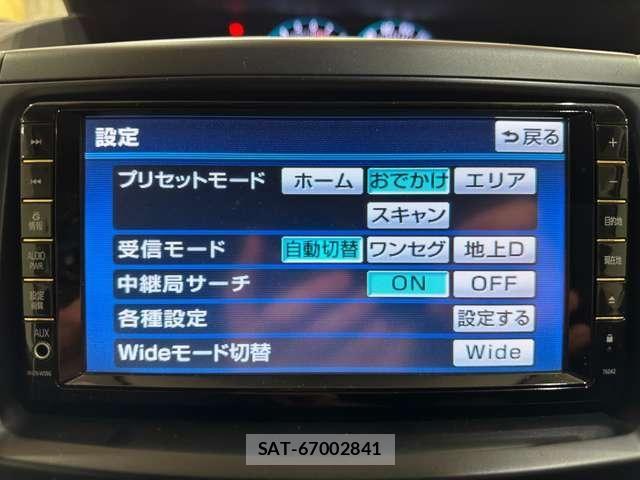 Toyota NOAH 2009-06 7215958-21