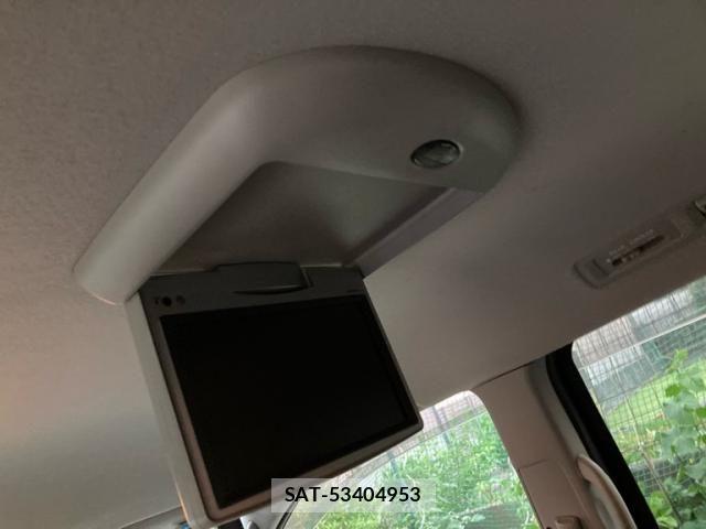 Toyota NOAH 2011-01 7222767-8