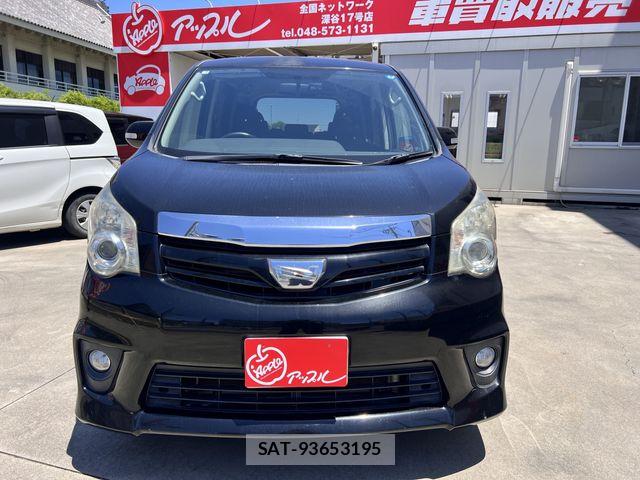 Toyota NOAH 2011-02 7222772-16