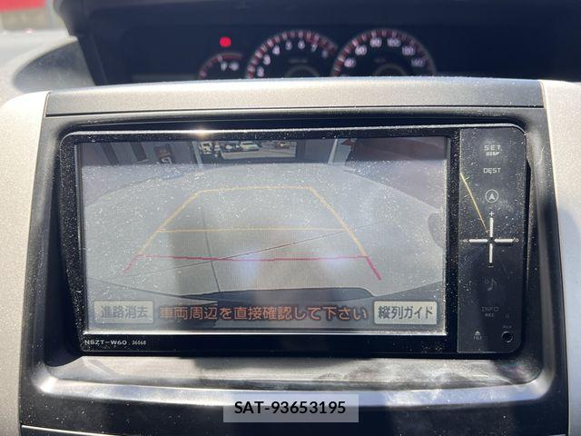 Toyota NOAH 2011-02 7222772-5