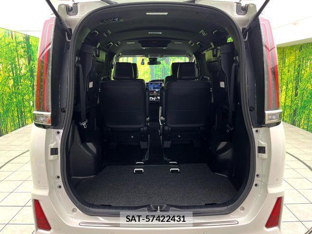 Toyota NOAH 2019-09 7222784-10