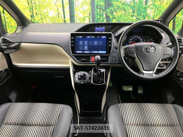 Toyota NOAH 2019-09 7222784-1