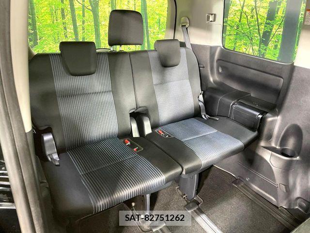 Toyota NOAH 2014-03 7222773-9