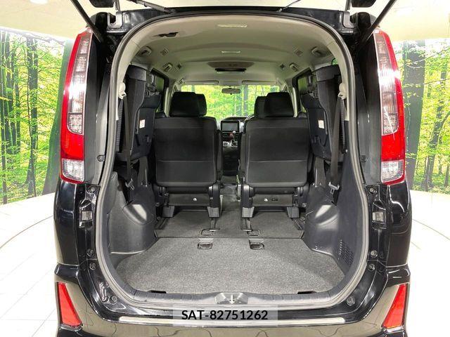 Toyota NOAH 2014-03 7222773-10