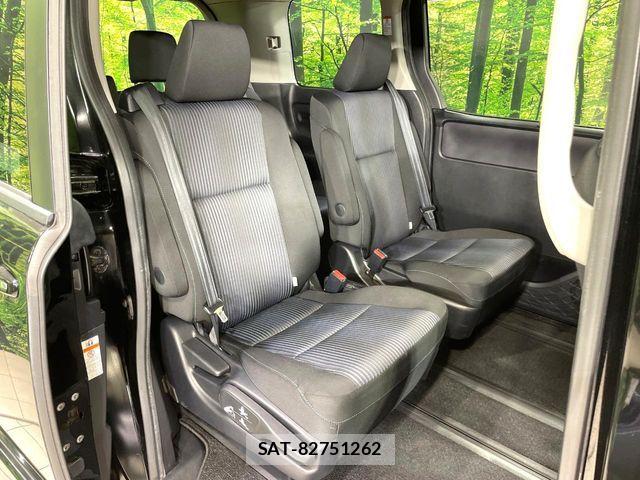 Toyota NOAH 2014-03 7222773-8