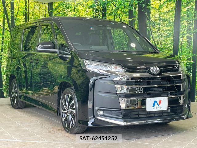 Toyota NOAH 2023-04 7222801-16