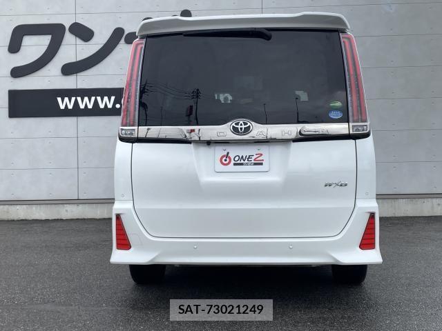 Toyota NOAH 2019-05 7222783-18