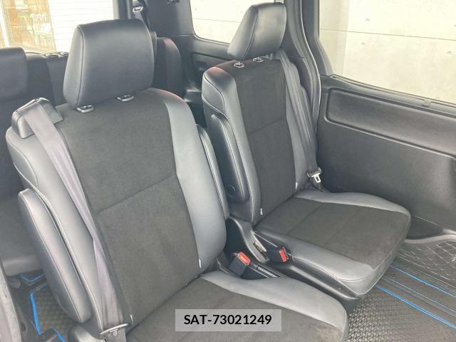 Toyota NOAH 2019-05 7222783-23