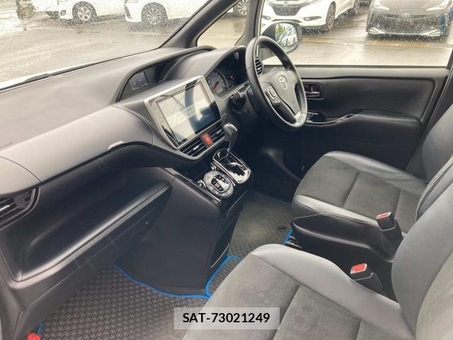 Toyota NOAH 2019-05 7222783-25