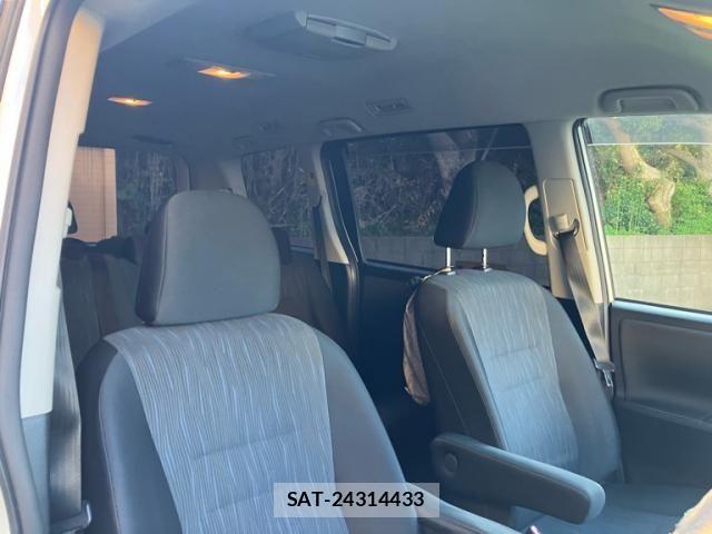 Toyota NOAH 2011-09 7222769-9