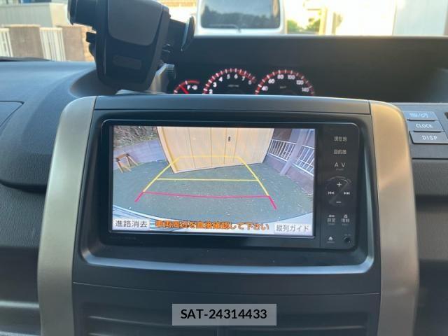 Toyota NOAH 2011-09 7222769-13